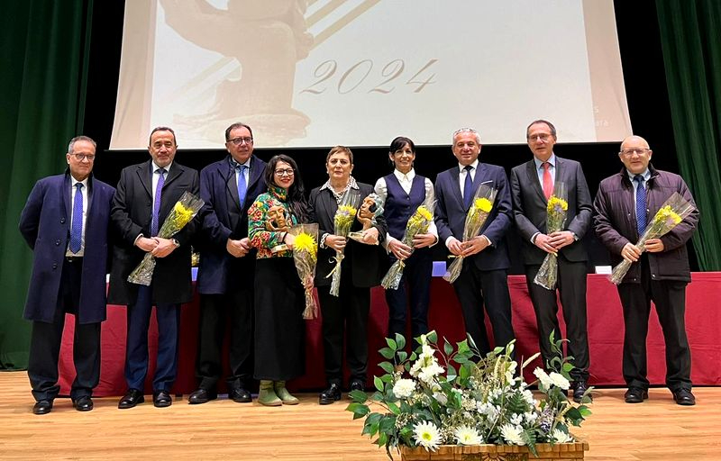 Los ‘Premios Izcala’ reconoce la labor por la igualdad de Mercedes Gallizo y Myriam Carretero