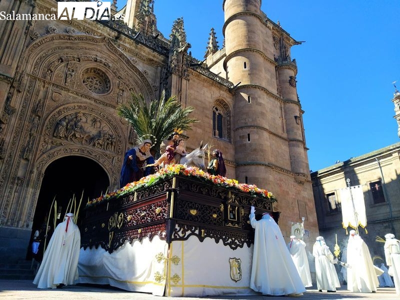 La Borriquilla, Jesús del Perdón y Jesús Despojado procesionan este domingo por las calles de Salamanca