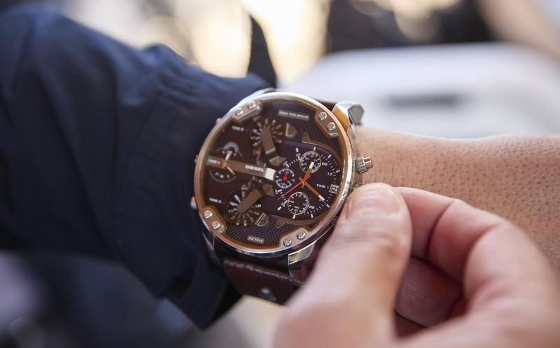 Atento al cambio de hora en la madrugada de este sábado al domingo: a las 02:00 serán las 03:00