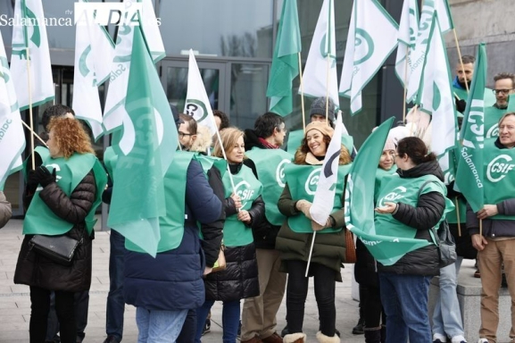 UGT, CSIF y CCOO, los sindicatos con mayor representación entre los funcionarios de la Junta