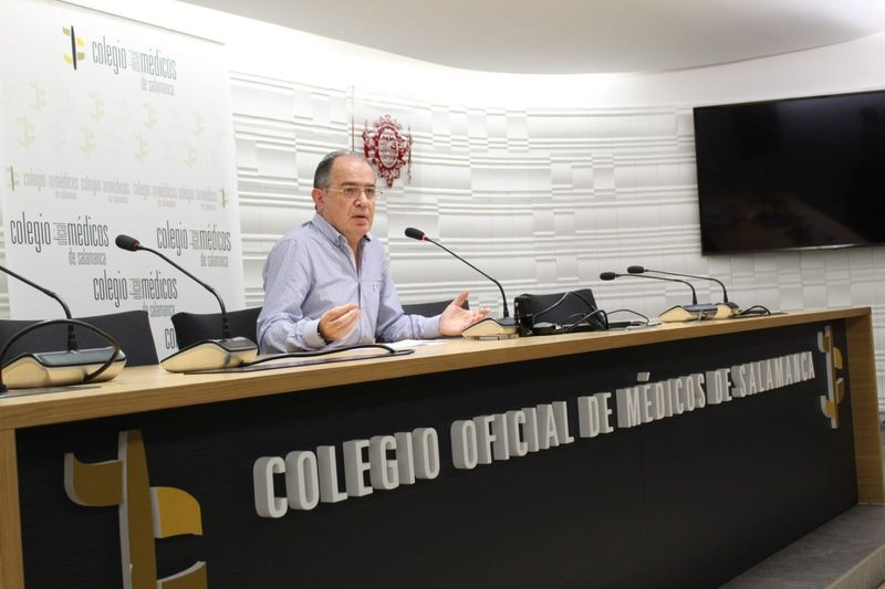 El Colegio de Médicos de Salamanca pide un reconocimiento de la profesión acorde a un camino formativo de hasta 12 años