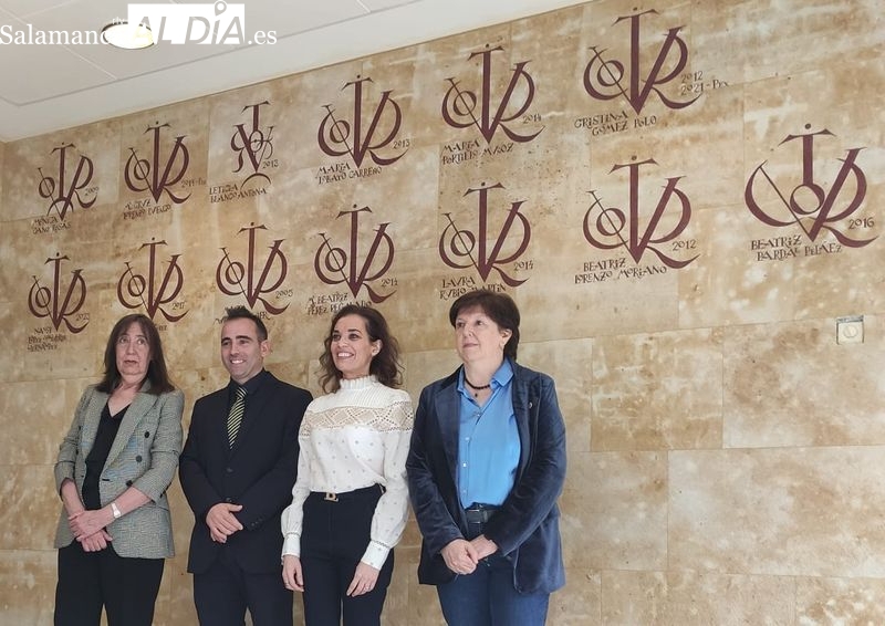 El mural con los vítores de trece doctoras en Odontología, trece historias de superación