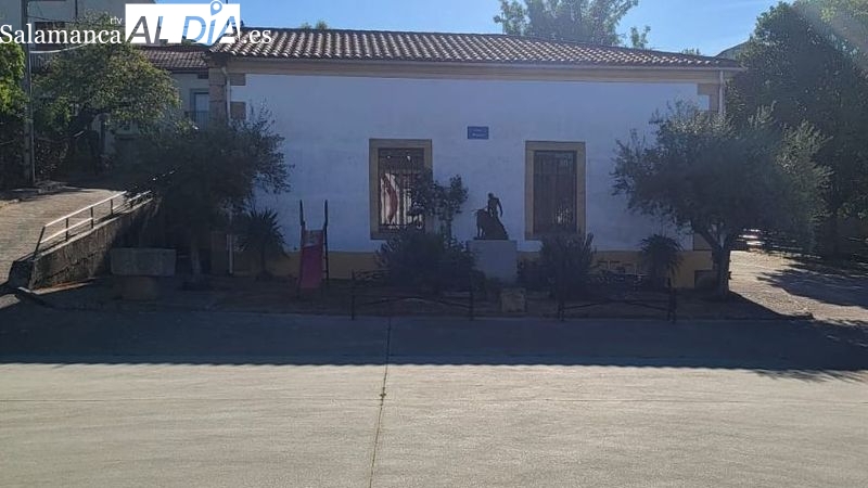 Ahigal de los Aceiteros celebra el sábado su primera Feria con homenaje a su torero, Julio Robles