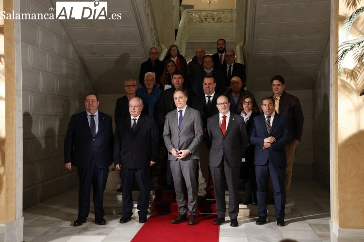 La Mesa para la Defensa de las Conexiones Ferroviarias es contundente: La situación ha empeorado 