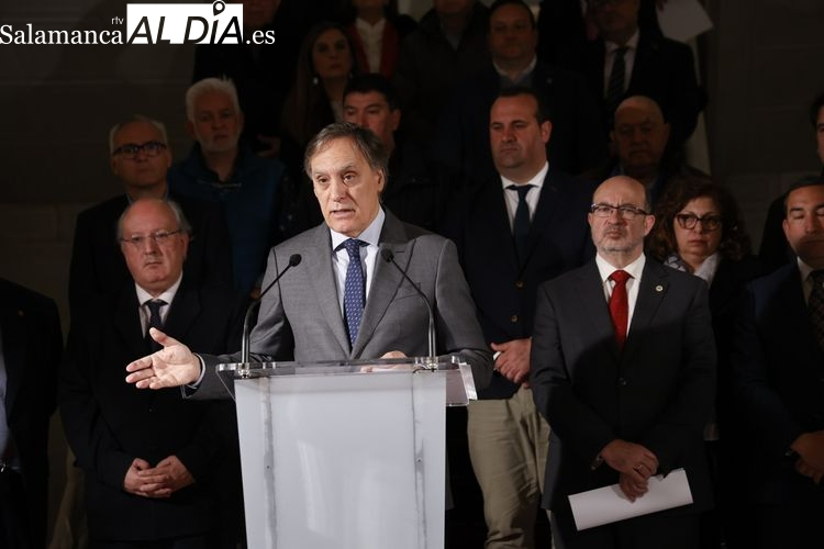 Primeras cartas diarias a Puente y Sánchez exigiendo mejores conexiones ferroviarias