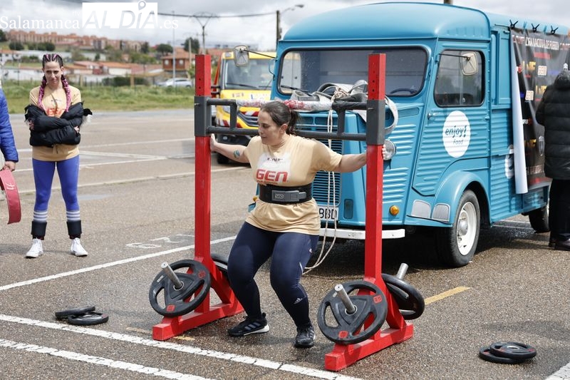 El Primer Torneo Femenino de la Liga Nacional de Fuerza elige en Salamanca a la atleta más fuerte