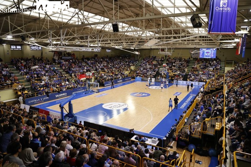 La Marea Azul acude al rescate del Perfumerías Avenida en playoffs con un sold out en Würzburg