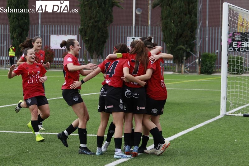 El Salamanca FF evita sustos y acaricia la salvación frente al San Ignacio (3-1)