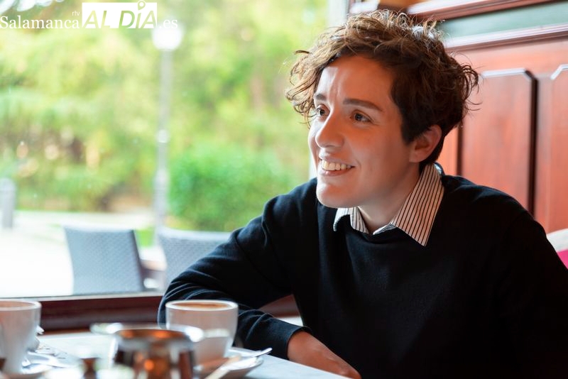 Beatriz Alcaná, lectura en llamas