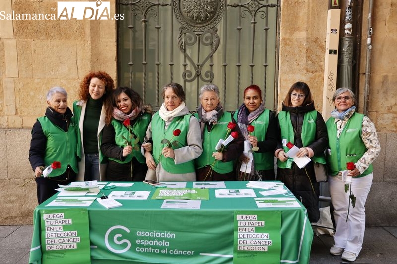 Campaña Contra el Cáncer de Colón en la Plaza Mayor
