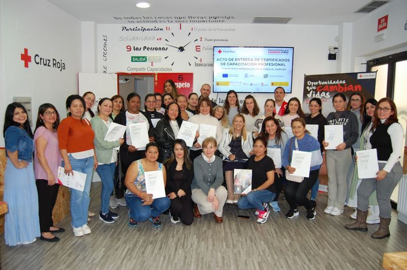 Cruz Roja Salamanca favorece la inserción laboral de 38 mujeres