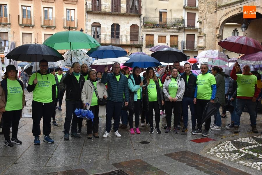 Renovada la subvención de 2.000€ a la Asociación Española contra el Cáncer