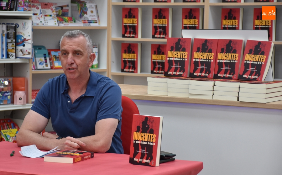 Juan José Mateos presenta en Miróbriga ‘Inocentes’, para seguir mostrando la verdadera realidad