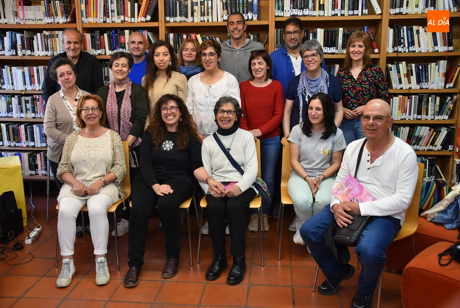 Mirolibro vuelve a promover una lectura pública con motivo del Día del Libro