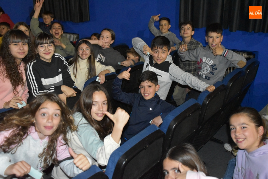 Alumnos de 5º y 6º de Primaria abren las sesiones de EDUCAFICCI-ON