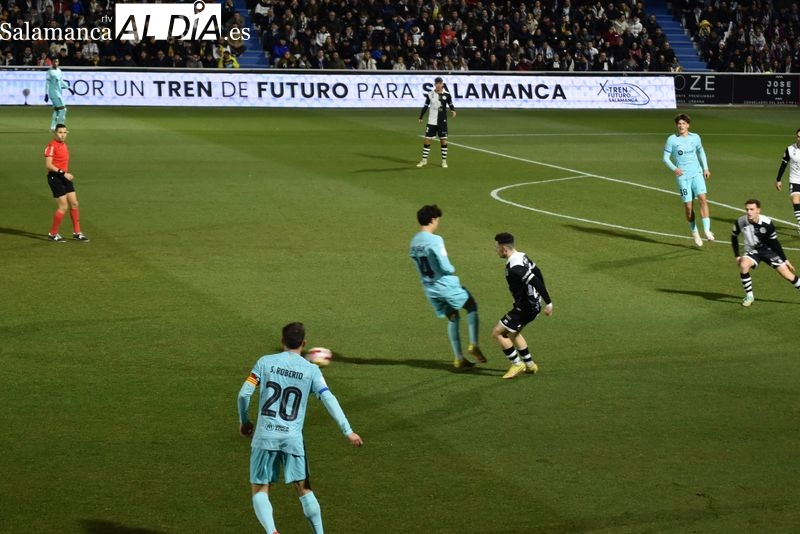 Los nuevos marcadores y vallas LED de Unionistas en el Reina Sofía se instalarán la próxima temporada