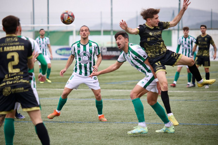El CD Guijuelo rasca un empate contra el colíder Ourense (1-1)