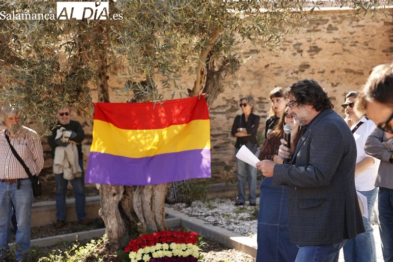 Homenaje a los maestros y maestras represaliados durante la dictadura franquista en Salamanca