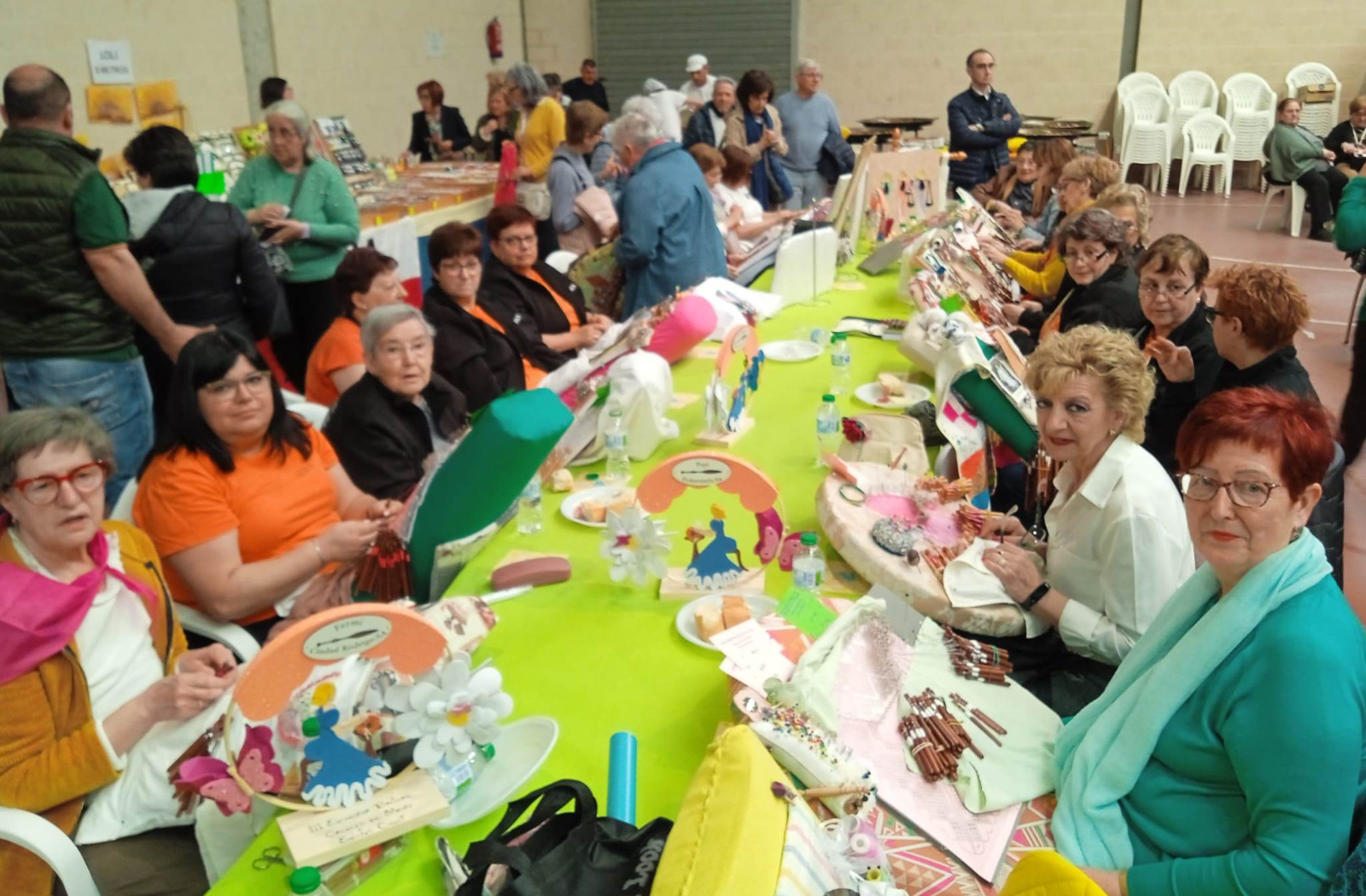 Encajeras de Amanecer asisten al Encuentro de Bolillos de Cogeces del Monte