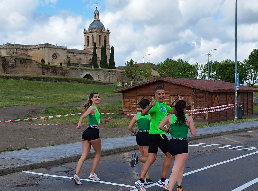 La última galería de imágenes de la Media Maratón del domingo