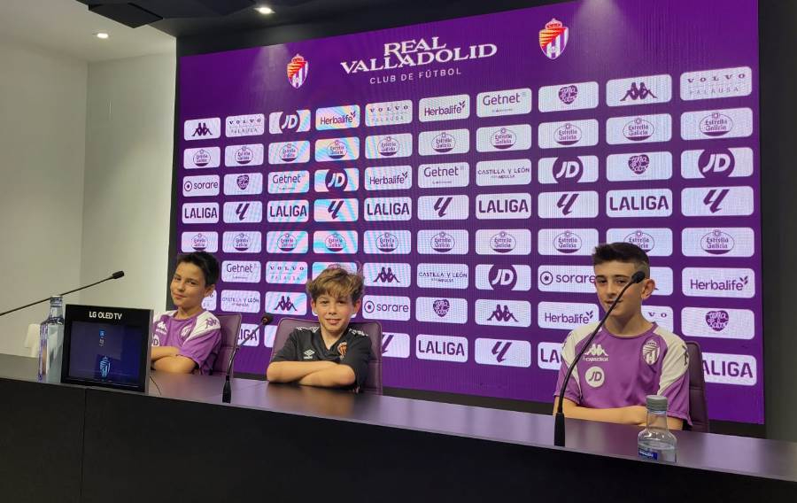 Juan Benito, Sergio Durán y Marco Hernández entrenan con el Real Valladolid