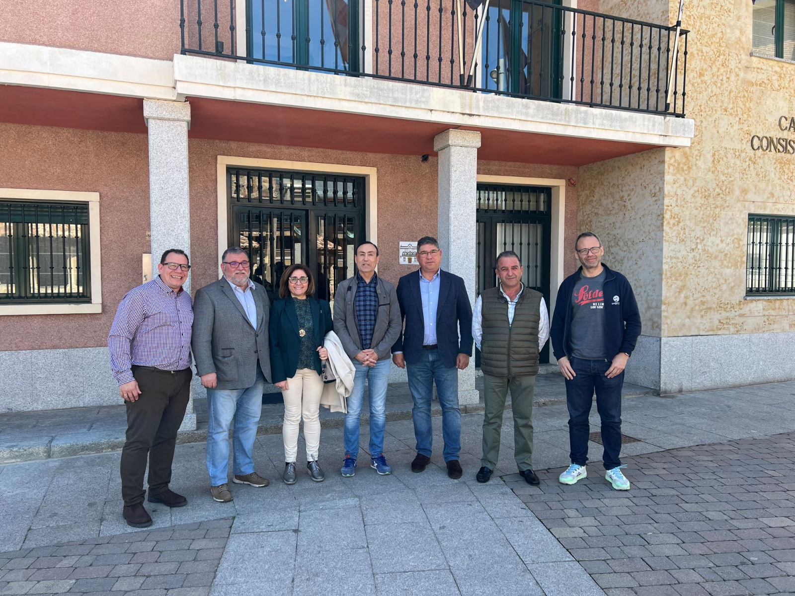 El Ayuntamiento de Carbajosa recibe a la nueva junta directiva de la Asociación de Empresarios del Polígono El Montalvo III