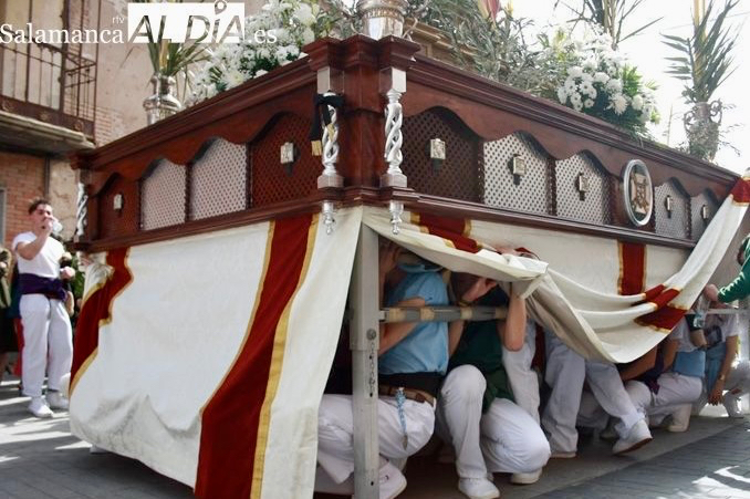 La cofradía de la Esperanza insta al presidente de la Hermandad a aceptar su error y presentar su inmediata e irrevocable dimisión tras sus declaraciones