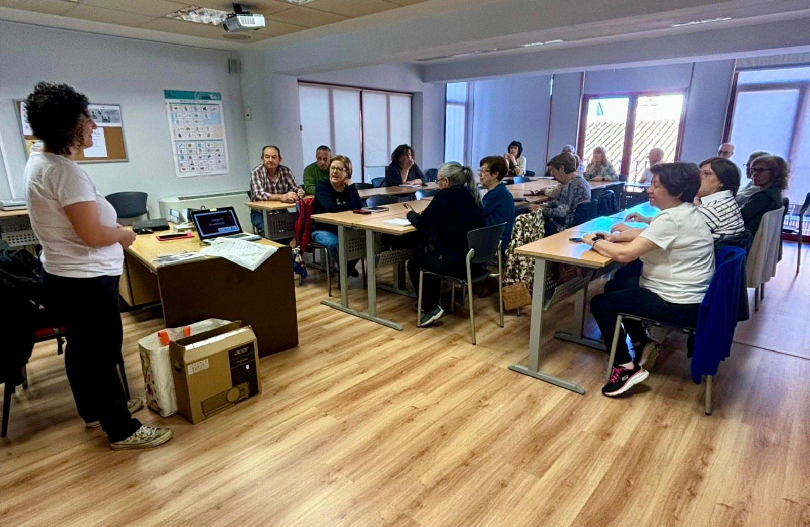 Arranca con éxito de participación el programa formativo ‘Mayores Enredad@s’