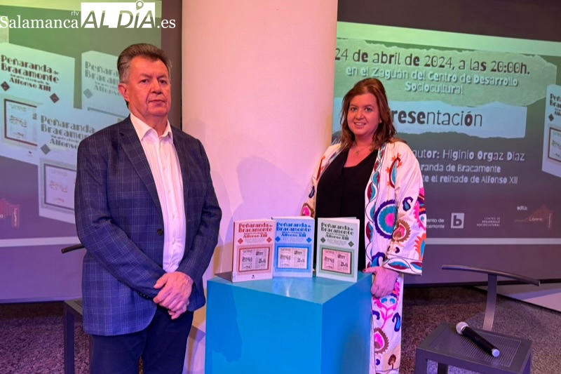 ‘Peñaranda de Bracamonte durante el reinado de Alfonso XIII’ último libro de Higinio Orgaz y sus hijas Beatriz y María, llena de expectación y público el CDS