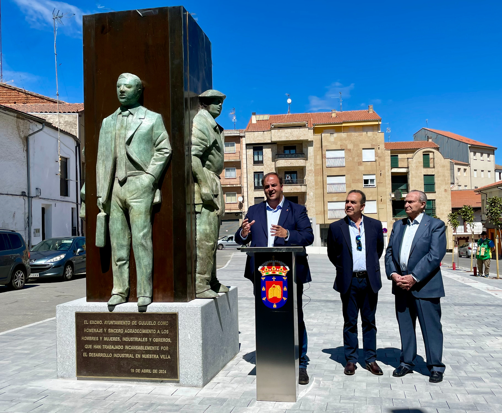 Homenaje a los hombres y mujeres de Guijuelo