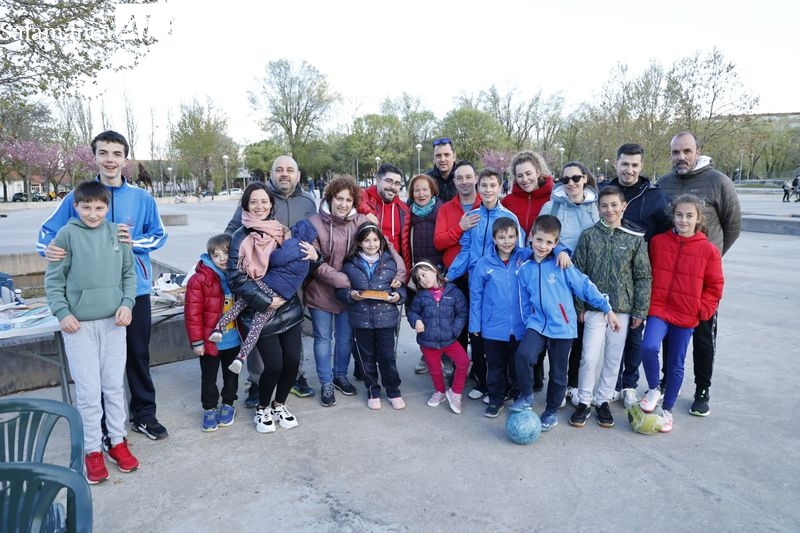 Música de charanga para motivar un Lunes de Aguas tranquilo en Würzburg