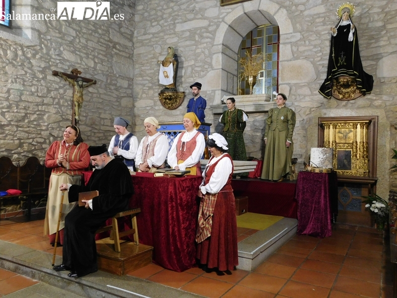 Lumbrales también disfruta con la obra Buscando a Nebrija