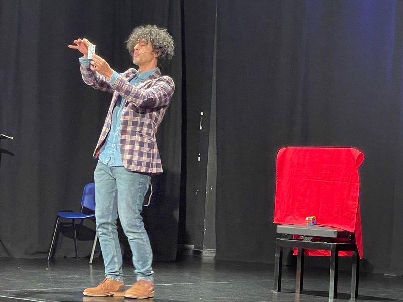 Miguel de Lucas motiva a los guijuelenses