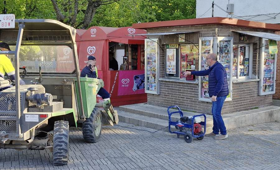El Ayuntamiento mejora la accesibilidad e imagen del Kiosco ‘Los Tilos’