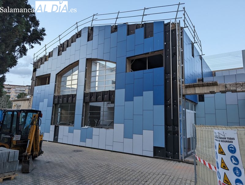 Cuenta atrás para el estreno de la piscina climatizada más moderna de Salamanca