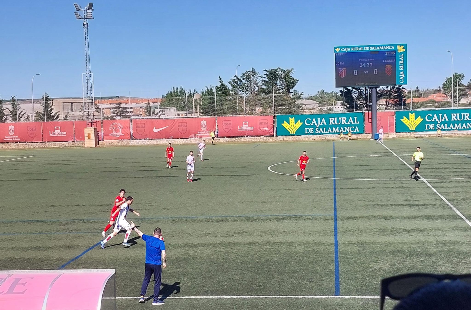 Un benjamín del Santa Marta sufre un ataque de ansiedad después de que un aficionado le llamase puto negro