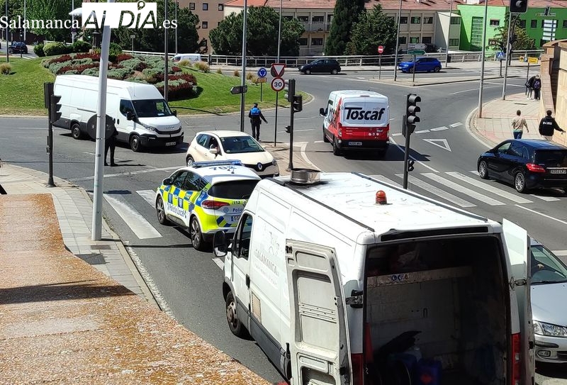 Dos mujeres heridas tras sendos accidentes de tráfico en Canalejas y en la Vía Helmántica