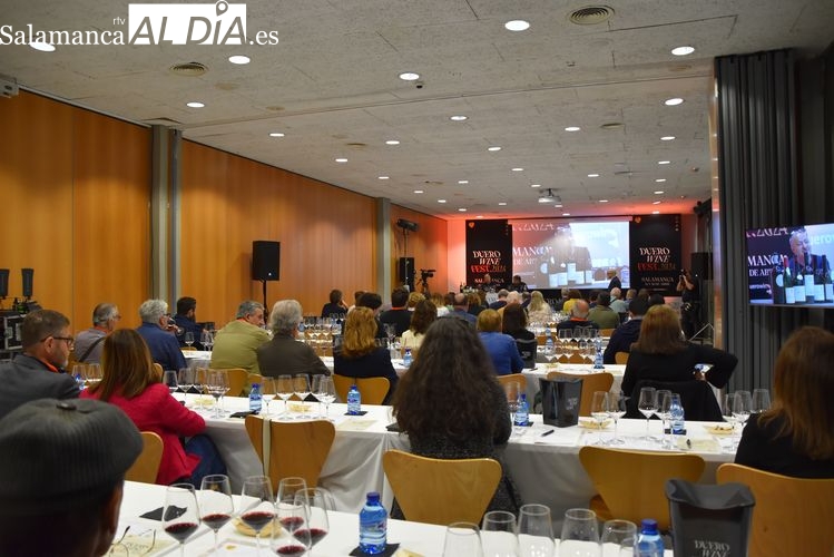Una cata con vinos españoles y portugueses, éxito del Duero Wine Fest