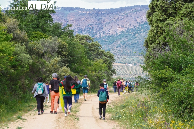 La  X Marcha Solidaria de Saucelle regresa a sus orígenes con la asociación ELACyL