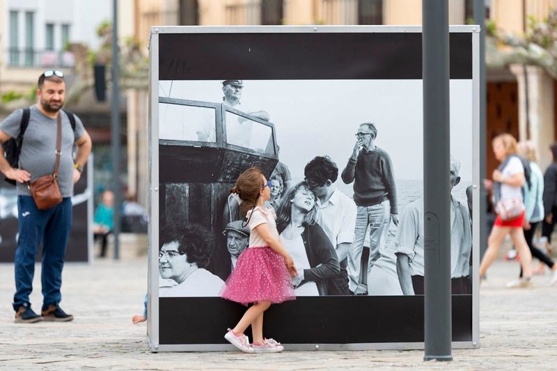 Disfruta las fotografías de 93 artistas en 21 exposiciones, a menos de hora y media de Salamanca