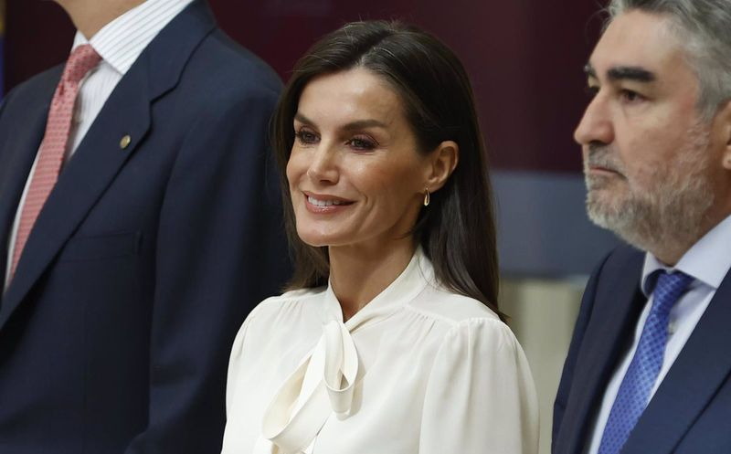 Cañero y romántico: otro look con el que triunfa la reina Letizia