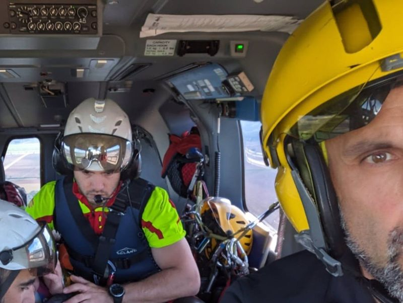 Rescatada una mujer de una isla con matorrales en medio del río Duero