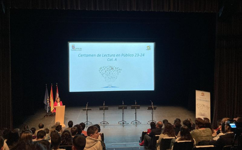 Castilla y León apuesta por concursos de lectura para que alumnos ganen en fluidez y seguridad: Es una obsesión