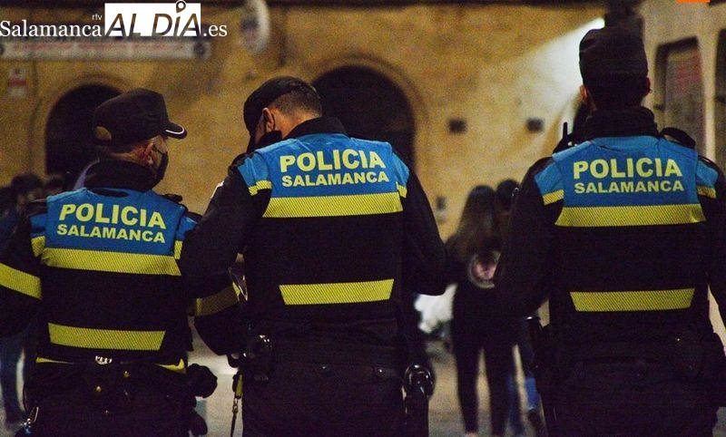 Desalojada una fiesta de universitarios en un piso de Salamanca