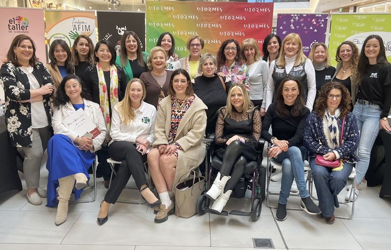 Mujeres empresarias y profesionales explican cómo luchar por sus proyectos y sueños