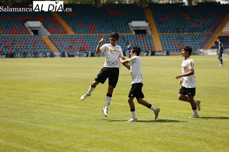 El Juvenil A del Salamanca UDS despide el curso con derrota en el Helmántico (2-3)