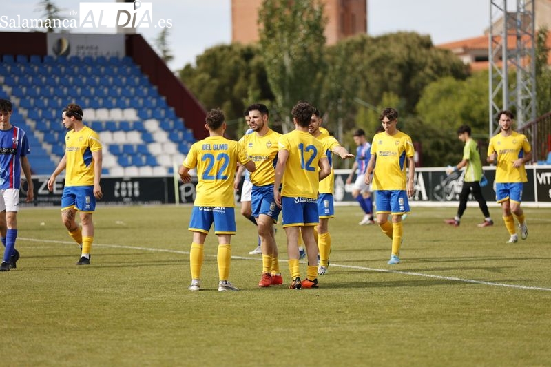 Los tres de arriba ganan y están en un puño a falta de dos jornadas para dirimir el ascenso a Regional