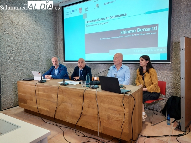 Cómo ahorrar e invertir para asegurar la salud financiera en la vejez