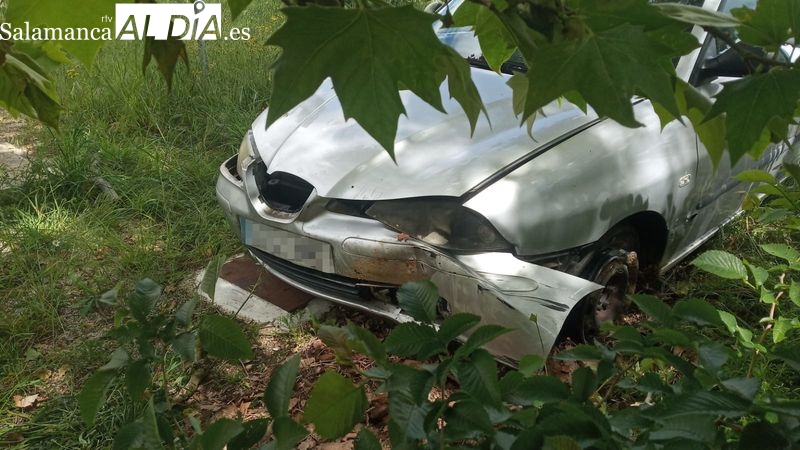 Un sexagenario trasladado al Hospital tras salirse de la carretera el vehículo que conducía en Terradillos