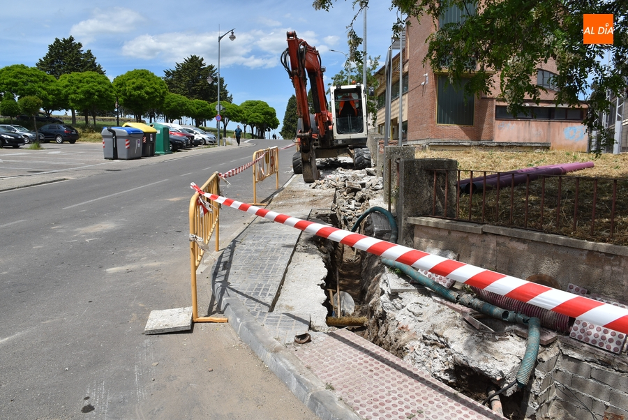 En marcha una intervención para ‘alimentar’ la primera electrolinera de la Avenida de Béjar